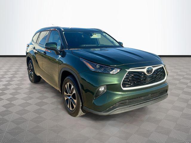 2024 Toyota Highlander XLE 2024 Toyota Highlander XLE