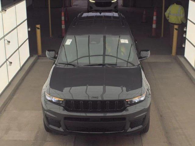 2024 Jeep Grand Cherokee L Altitude 4x4
