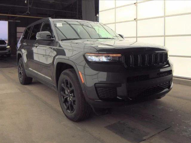 2024 Jeep Grand Cherokee L Altitude 4x4