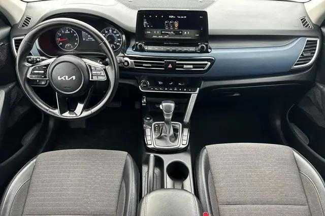 2022 Kia Seltos S