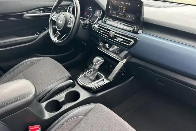 2022 Kia Seltos S