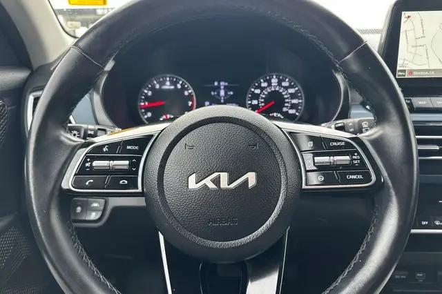 2022 Kia Seltos S
