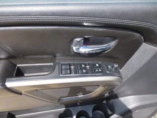 2015 Nissan Armada Platinum