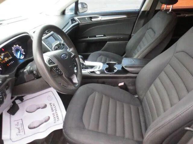 2015 Ford Fusion SE