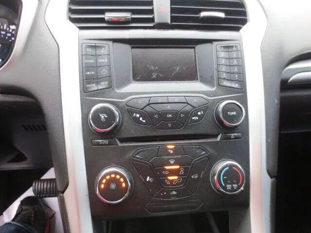 2015 Ford Fusion SE