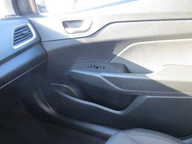 2019 Hyundai Accent SE