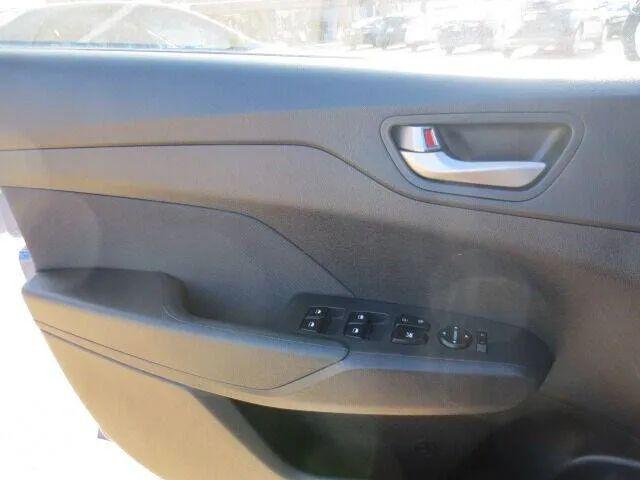 2019 Hyundai Accent SE