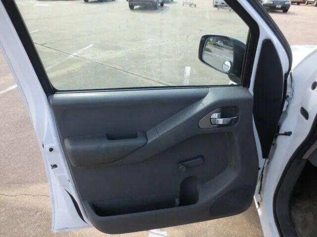 2012 Nissan Frontier S