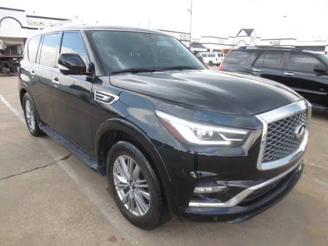 2021 INFINITI QX80 LUXE