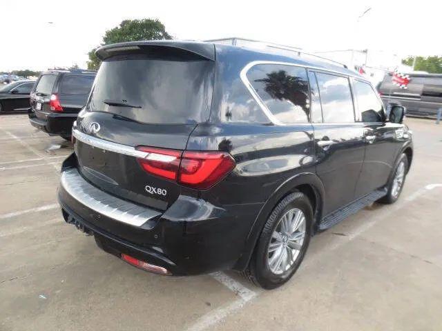 2021 INFINITI QX80 LUXE