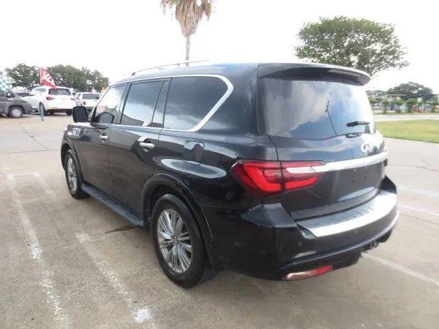 2021 INFINITI QX80 LUXE