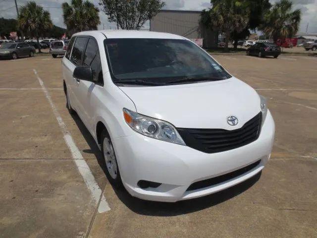 2016 Toyota Sienna L 7 Passenger
