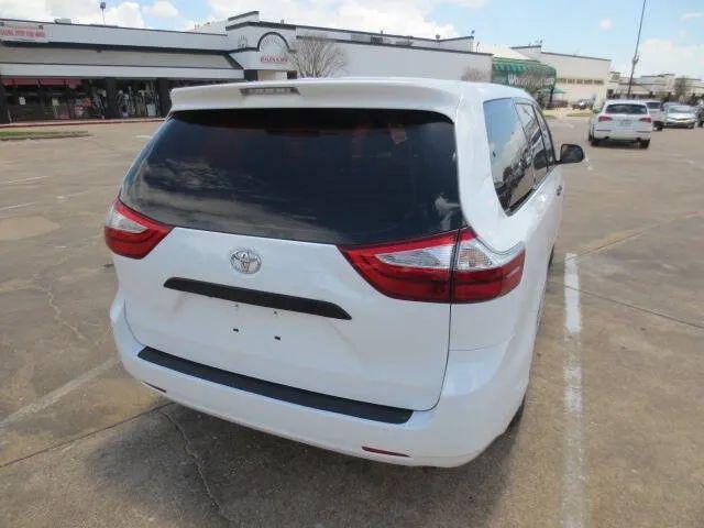 2016 Toyota Sienna L 7 Passenger