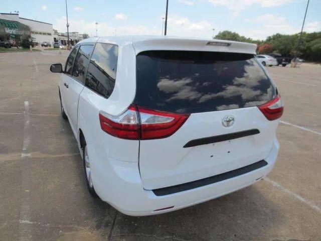 2016 Toyota Sienna L 7 Passenger