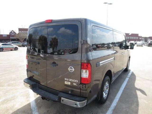 2015 Nissan 3500 SL V8