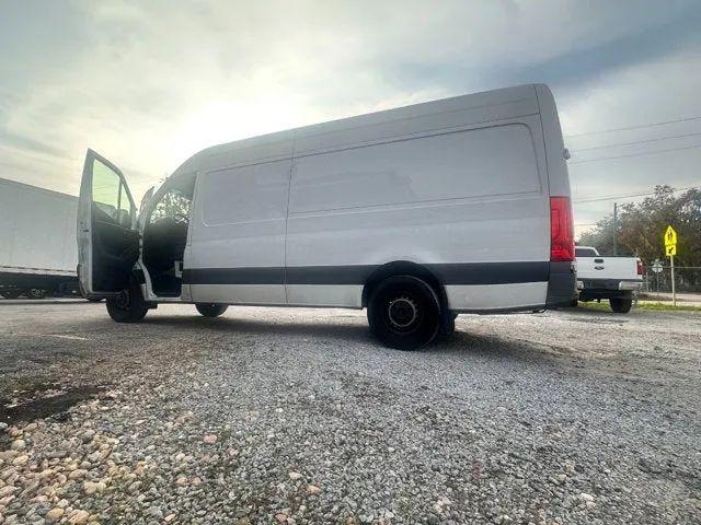 2019 Freightliner Sprinter Base