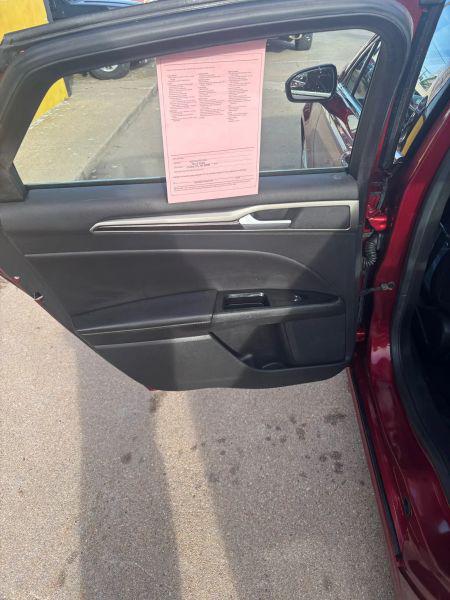2014 Ford Fusion SE