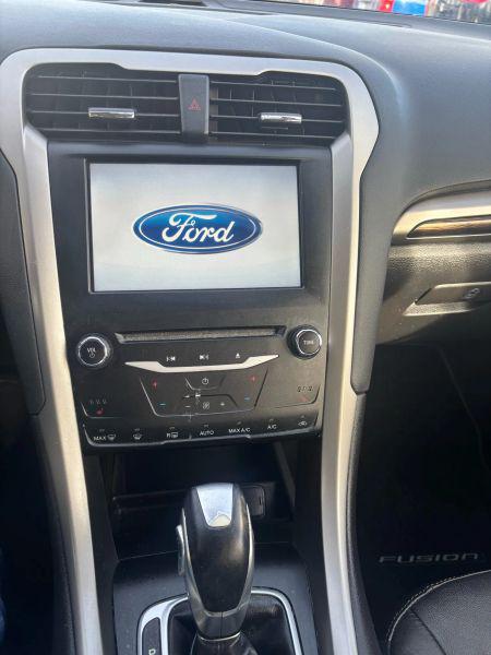 2014 Ford Fusion SE