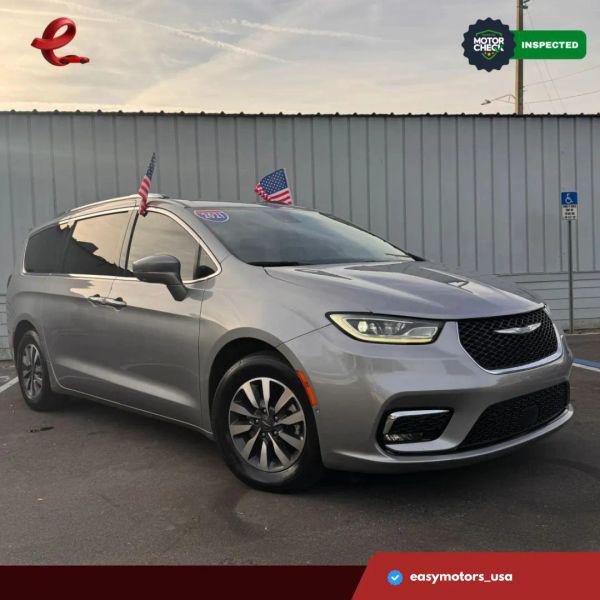 2021 Chrysler Pacifica Hybrid Touring L for sale in Orlando, FL