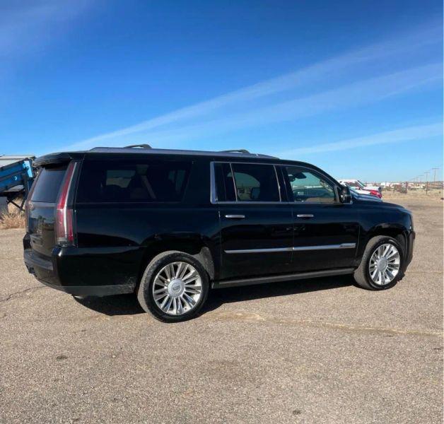 2016 Cadillac Escalade ESV Platinum