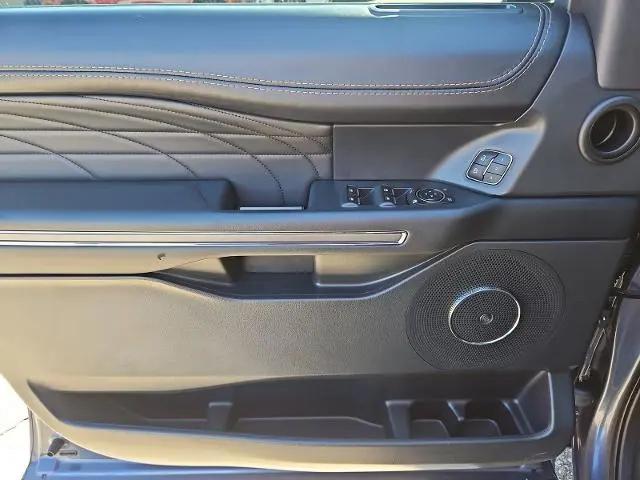 2022 Ford Expedition Platinum MAX
