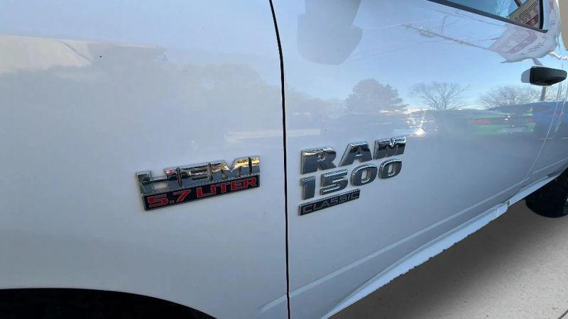 2019 Ram 1500 Classic Tradesman Regular Cab 4x2 8' Box
