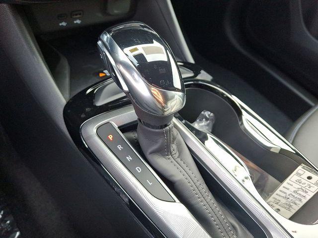 2026 Buick NV Sport Touring FWD