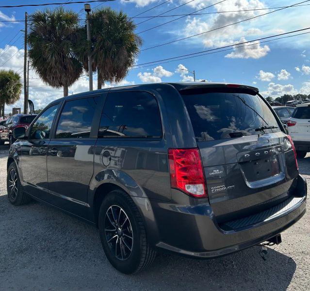 2018 Dodge Grand Caravan SE Plus