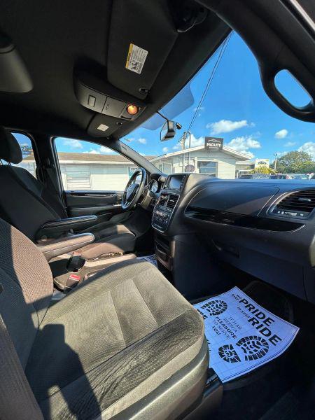 2018 Dodge Grand Caravan SE Plus