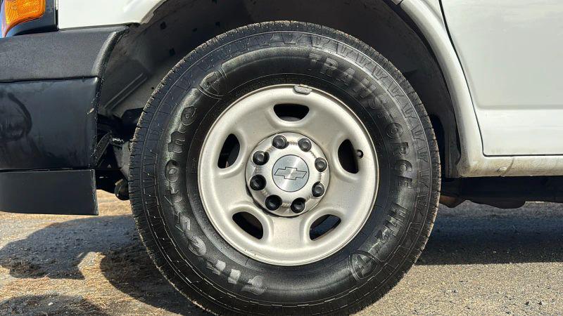 2019 Chevrolet Express LS