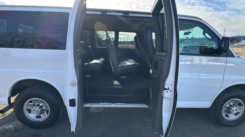 2019 Chevrolet Express LS