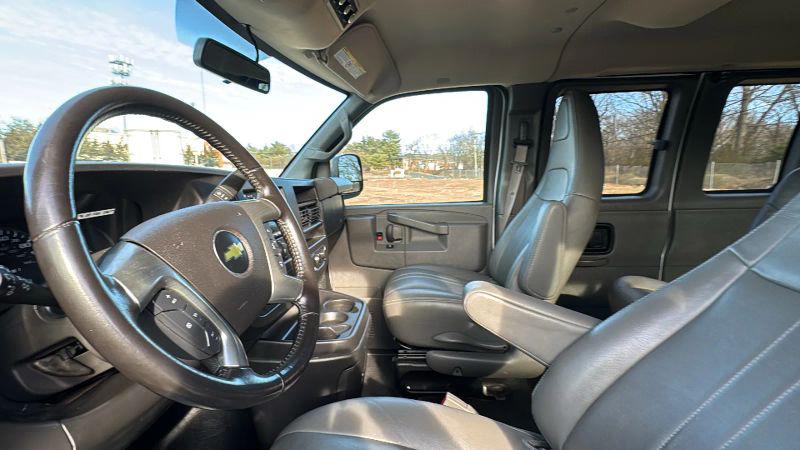 2019 Chevrolet Express LS
