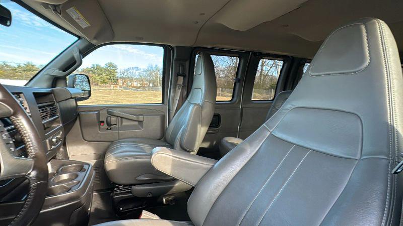 2019 Chevrolet Express LS