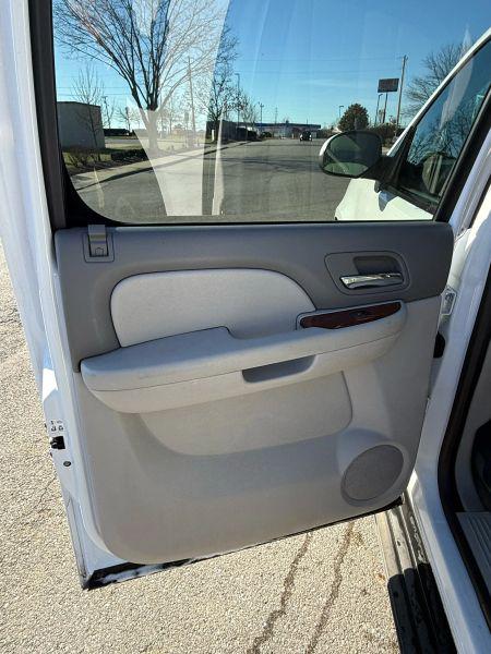 2013 Chevrolet Suburban LT