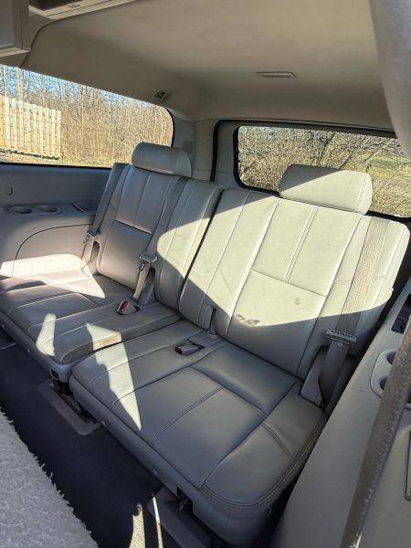 2013 Chevrolet Suburban LT