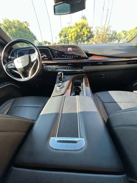 2022 Cadillac Escalade ESV 4WD Luxury