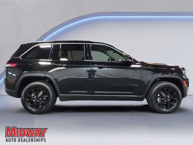 2026 Jeep Grand Cherokee Altitude 4x4
