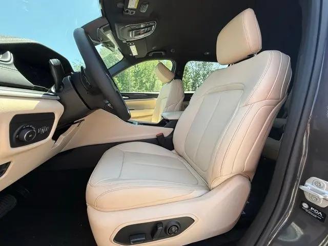 2026 Jeep Grand Cherokee L Limited 4x2