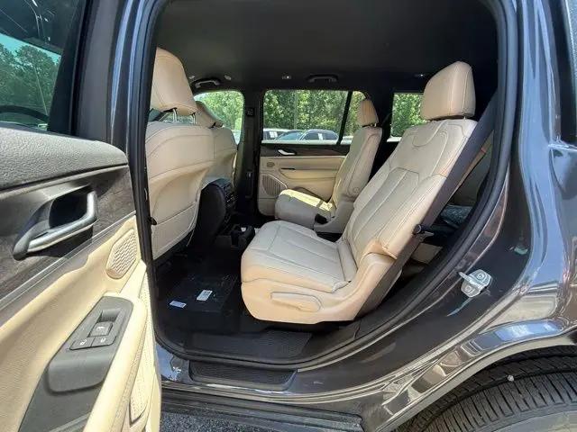 2026 Jeep Grand Cherokee L Limited 4x2