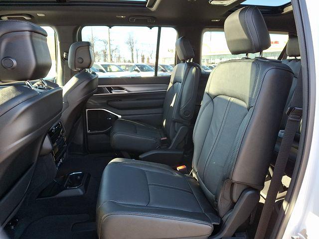 2026 Jeep Grand Wagoneer L Limited Reserve 4x4