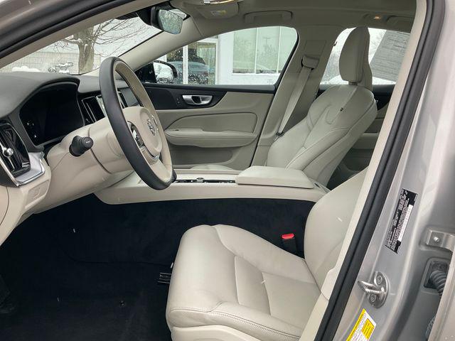 2025 Volvo S60 B5 Core