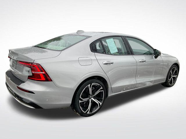 2025 Volvo S60 B5 Core