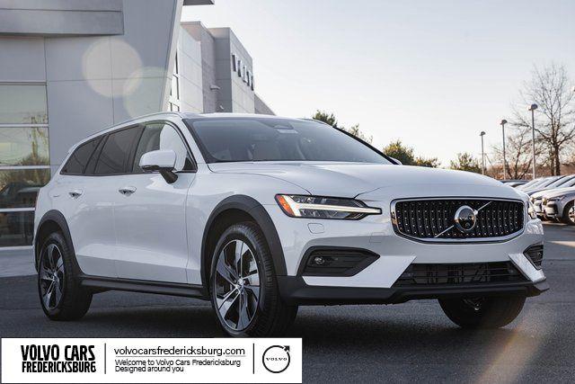 2026 Volvo V60 Cross Country Plus, B5 AWD Gas (mild hybrid) for sale in Fredericksburg, VA