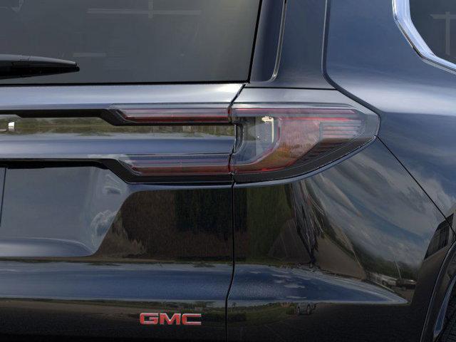 2026 GMC Acadia Denali AWD