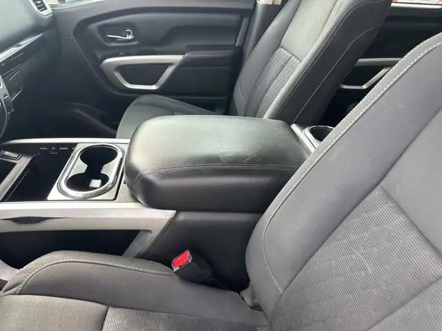 2018 Nissan Titan SV
