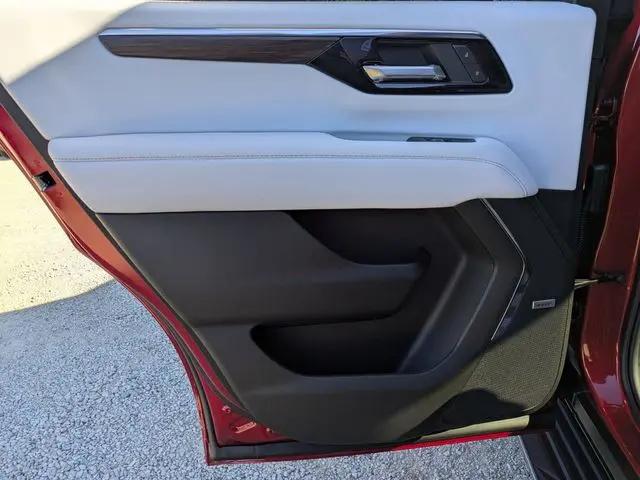 2026 Chevrolet Tahoe 4WD Premier