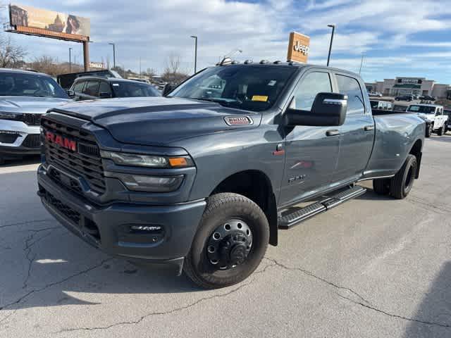 2026 RAM 3500 Big Horn Crew Cab 4x4 8 Box