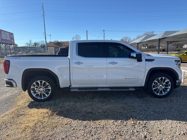 2024 GMC Sierra 1500 4WD Crew Cab Short Box SLT