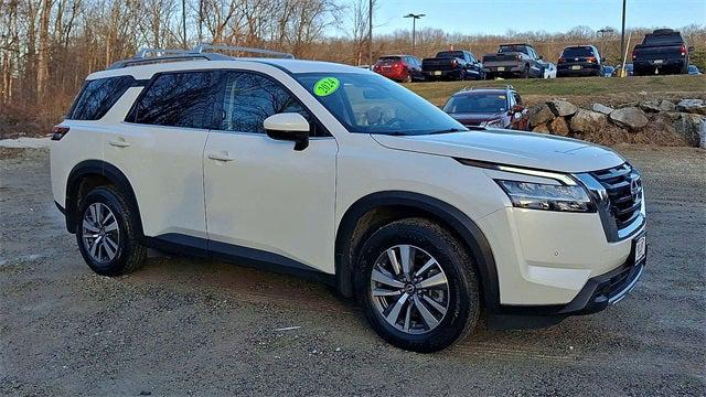 2024 Nissan Pathfinder SL 4WD