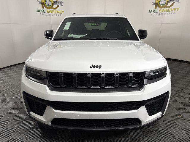 2026 Jeep Grand Cherokee Altitude 4x4
